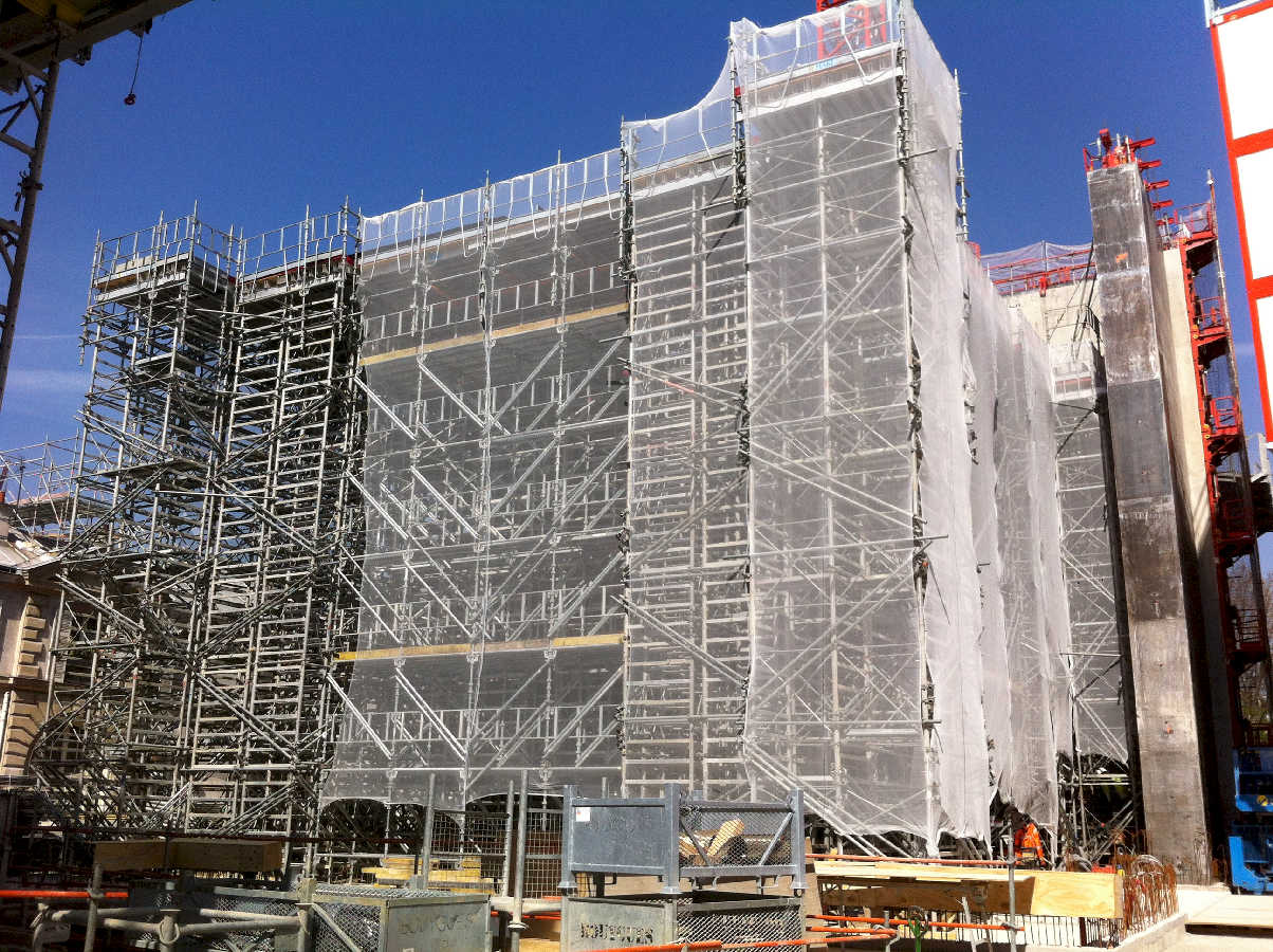 chantier_centre_culturel_orthodoxe_russe_paris_7_etaiement_complet_de_l_eglise_realise_au_sein_de_la_societe_haki_en_tant_que_technico_commercial_light
