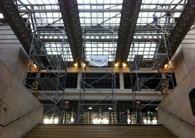 montage rapide d’une plateforme d’échafaudage – Musée d’Orsay