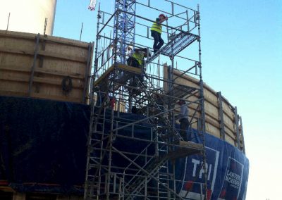 accès chantier sur coffrage grimpant – Silo Calcia