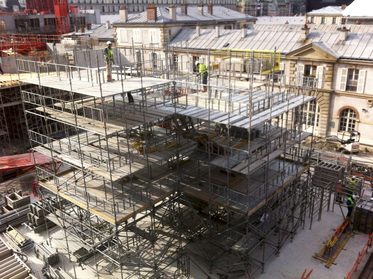 chantier_centre_culturel_orthodoxe_russe_paris_7_montage_deuxieme_plateforme_damarrage_des_banches_light