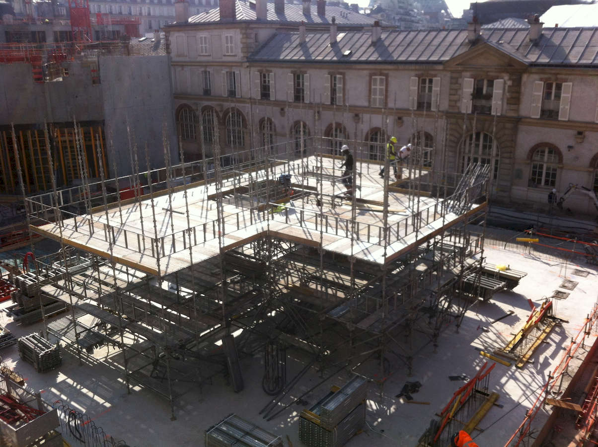 chantier_centre_culturel_orthodoxe_russe_paris_7_montage_plateforme_intermediaire_damarrage_des_banches